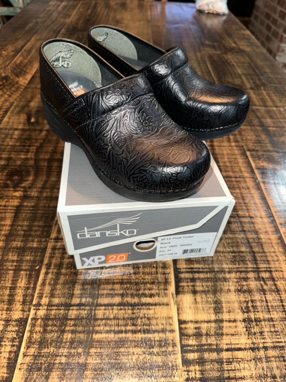 Dansko Clogs NIB size 37